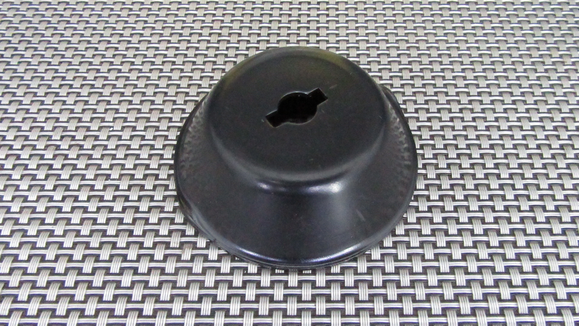 7700679478 PIASTRA SUPPORTO PER RENAULT - IMPORTANTE! PRIMA DI ORDINARE - CONFRONTA LE IMMAGINI ED ASSICURATI DI VERIFICARE LA COMPATIBILITA' CON LA TUA VETTURA MARCA ORIGINALE RENAULT FONDO DI MAGAZZINO 32206 - M8 - 5