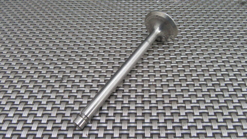 - 4265695 Valvola ASPIRAZIONE PER Fiat 850 SPORT COUPE' - 127 - AUTOBIANCHI A 112 - 29x7x95 - MISURE 29 x 7 x 95 - IMPORTANTE! PRIMA DI ORDINARE - CONFRONTA LE IMMAGINI ED ASSICURATI CHE SIA COMPATIBILE CON IL TUO MEZZO MARCA PRODUZIONE DELL'EPOCA ( RIF. CODICE 01-8579 ) FONDO DI MAGAZZINO 35248 - D7