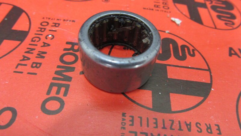 - Cuscinetto A Rulli PER CAMBIO Alfa Romeo 15 X 21 X 12 - MISURE: - DIAMETRO Ø mm 15 x 21 x 12 - CONFRONTA LE IMMAGINI ED ASSICURATI CHE SIA COMPATIBILE CON IL TUO MEZZO MARCA ORIGINALE ALFA ROMEO FONDO DI MAGAZZINO 35691 - E22